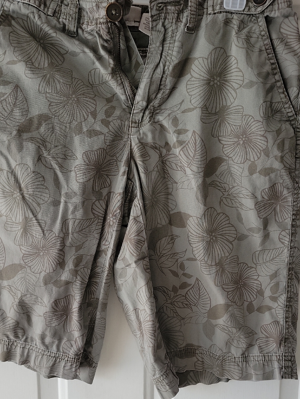 Kim Rogers Sage Green Floral-Accent Shorts